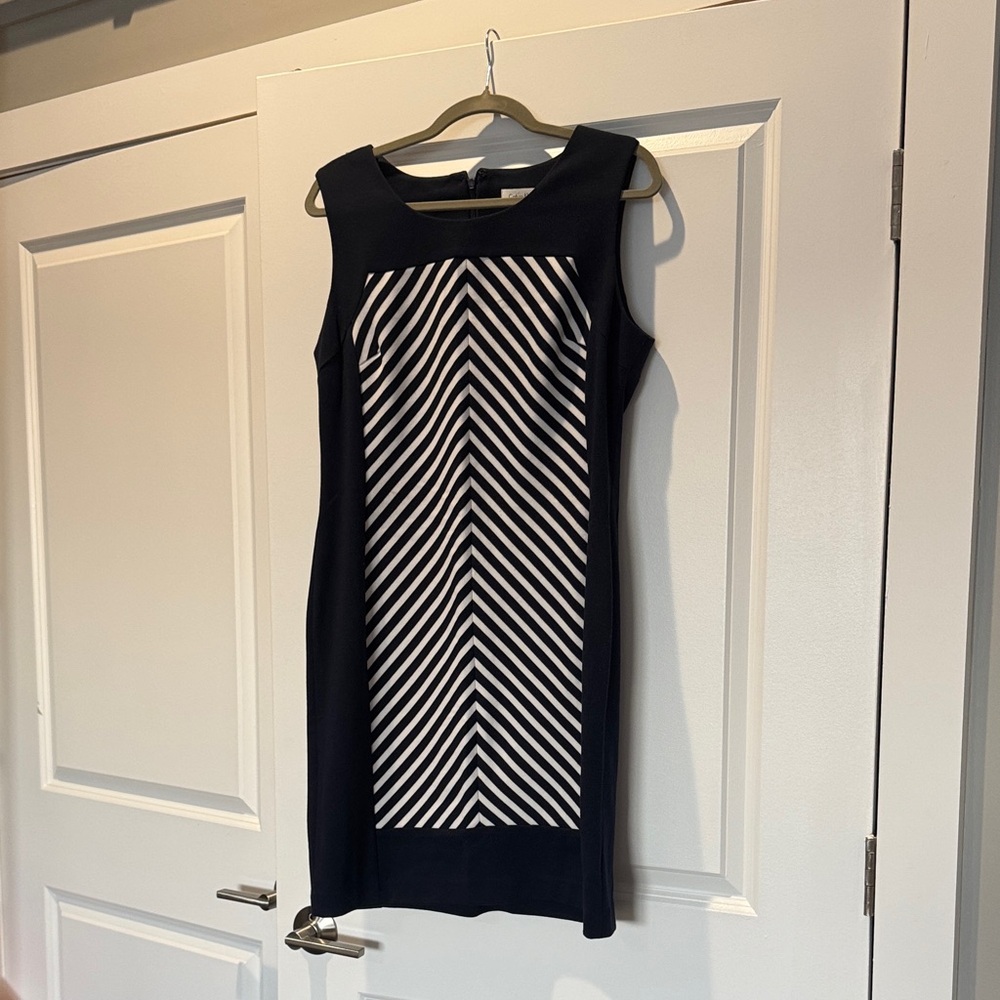 Calvin Klein Navy and White Chevron Sheath Dress - Women's